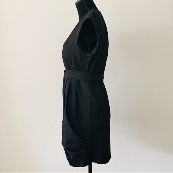 BLACK PUFF SHOULDER DOUBLE BREASTED DRESS - Picture 5 of 8